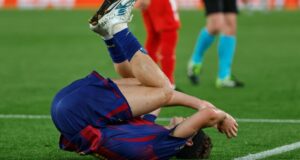 حصيلة المهددون بالإيقاف في برشلونة قبل مواجهة الإياب 3 فيرمين لوبيز