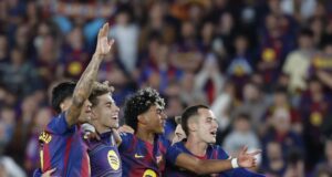 لاعبي برشلونة