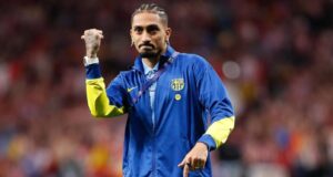 لحظة توتر دفعت رافينيا للاعتذار العلني 2 رافينيا