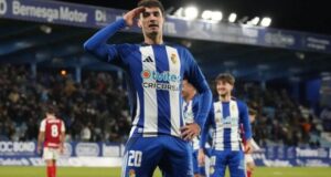 أليكس كوستا