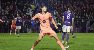 عرض التجديد الذي يضع كريستنسن في مأزق