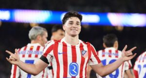 90 دقيقة قد تُبعد بشكل نهائي خوليان ألفاريز عن برشلونة 1 خوليان ألفاريز