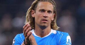 زميل خوليان ألفاريز المطلوب في برشلونة يزيد الشكوك 9 ماركوس يورينتي