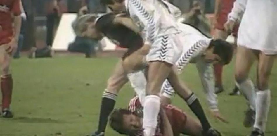 داس خوانيتو على ماتيوس في نصف نهائي كأس أوروبا عام 1987
