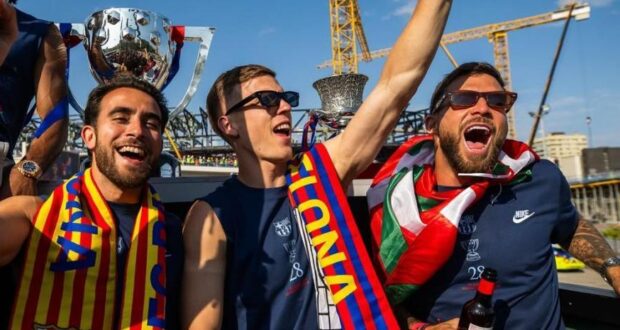 احتفالات برشلونة