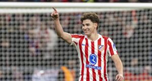 أتليتيكو يؤكد أن عرض برشلونة "كذبة أخرى إضافية" 3 خوليان ألفاريز
