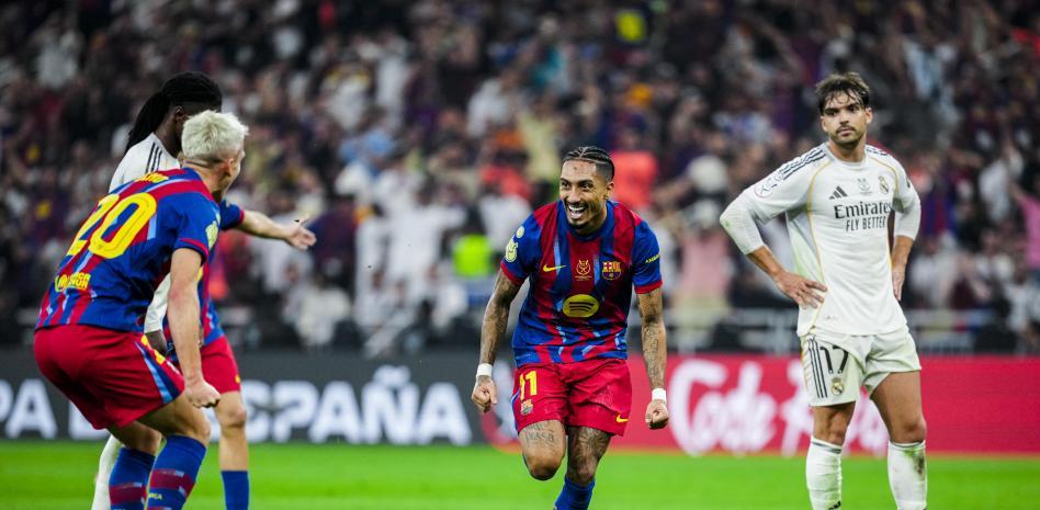 رافينيا و أولمو في الكلاسيكو