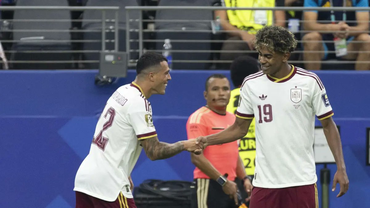 لامين يامال و بيدرو بورو