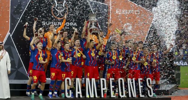 تتويج برشلونة بكأس السوبر الإسبانية