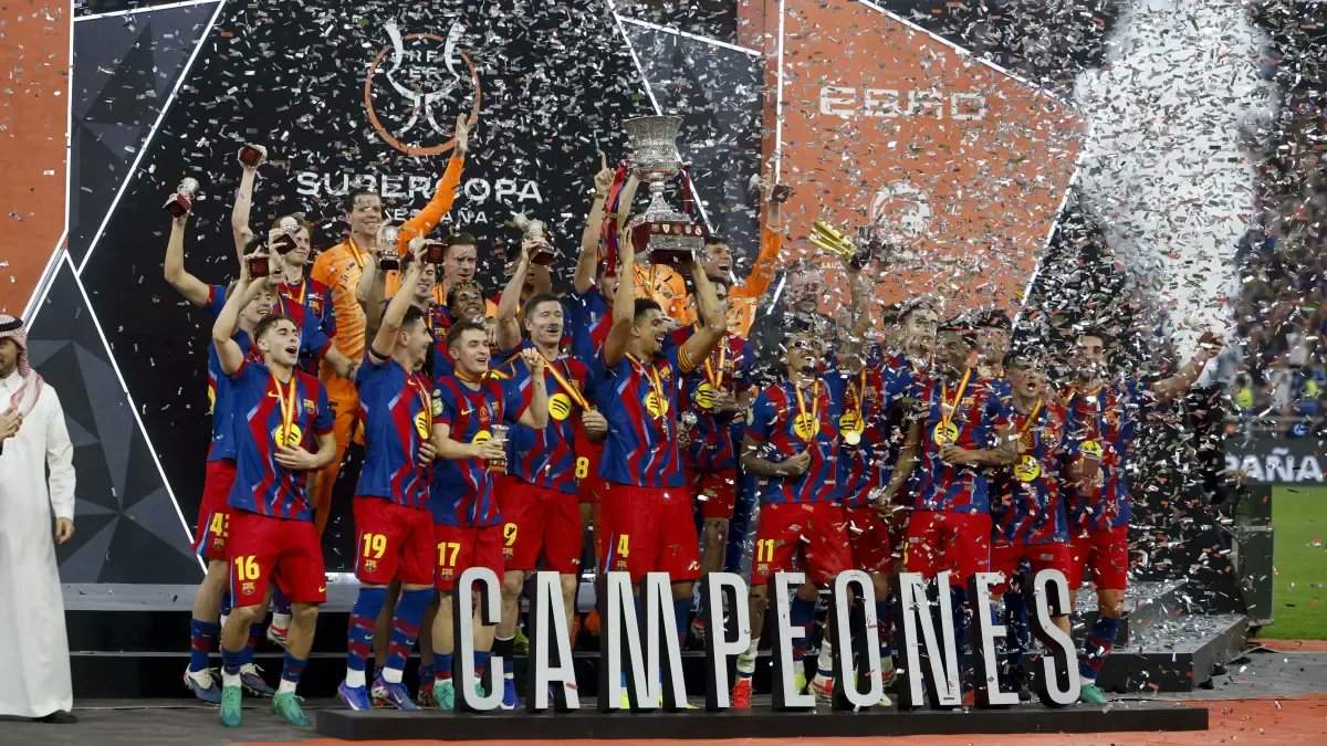 تتويج برشلونة بكأس السوبر الإسبانية