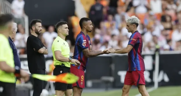 خطوات غابرييل جيسوس الأولى مع برشلونة 1 غابرييل جيسوس