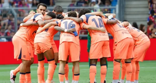 القميص البرتقالي لبرشلونة