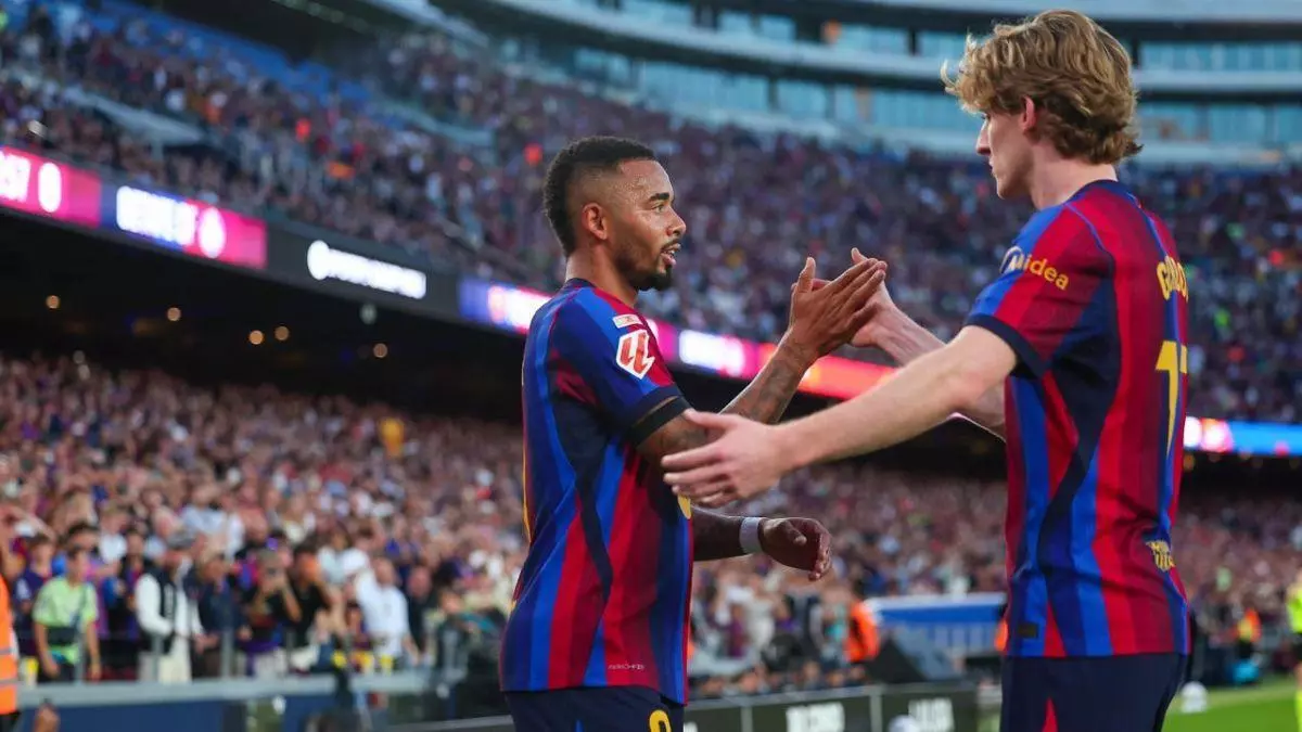 قطار برشلونة خارج السيطرة 1 أنتوني غوردون و غابرييل جيسوس