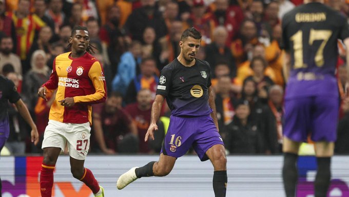 رودري يحدد خطأً في برشلونة يهدد الحلم الأوروبي و يجب علاجه 1 رودري